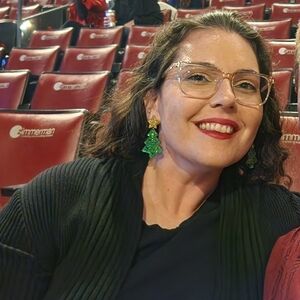 Meet your Posher, Elizabeth